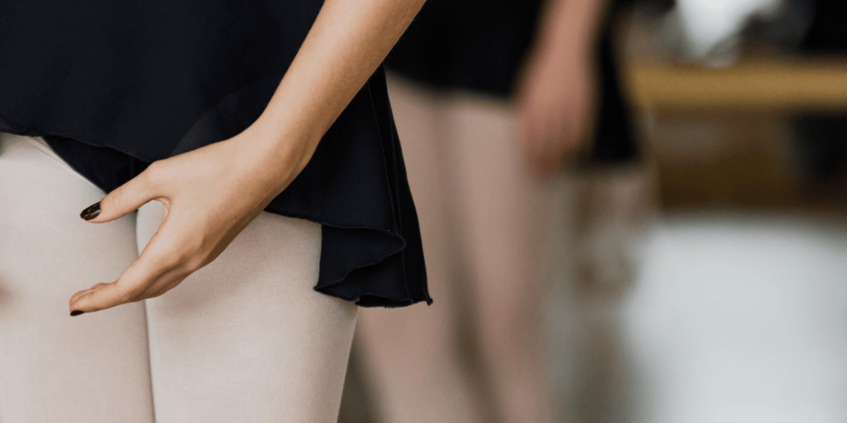 Mujeres en vestido de ballet.