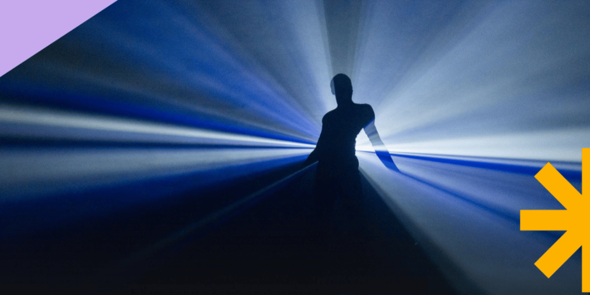 Fotografía de un cuerpo a contra luz