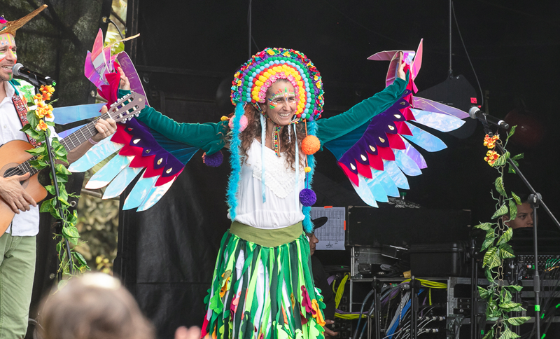 Mujer danzando