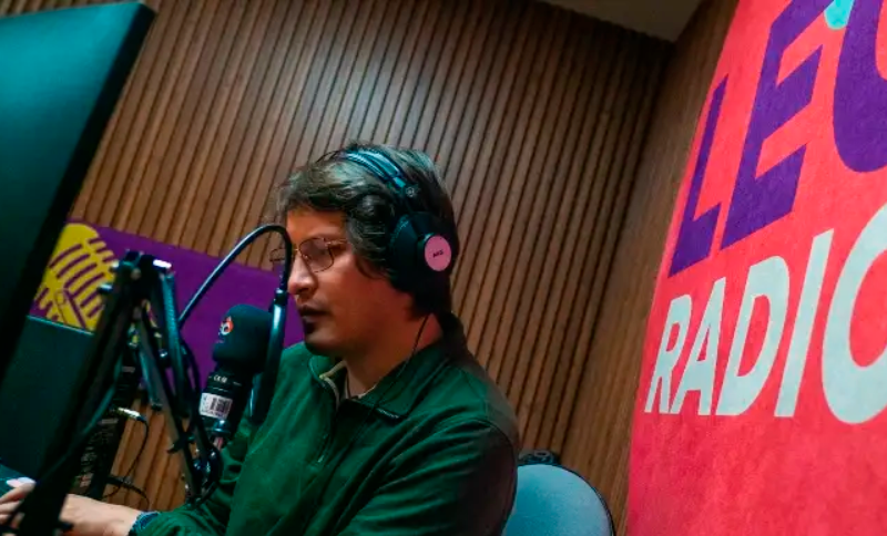 Escucha Ciudad de Tinta: Bogotá a través de sus libros