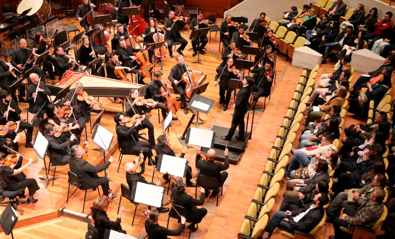 Homenaje a Pedro Morales Pino