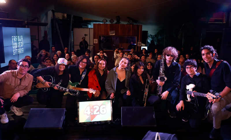 Tarde navideña en la Franja Universitaria 