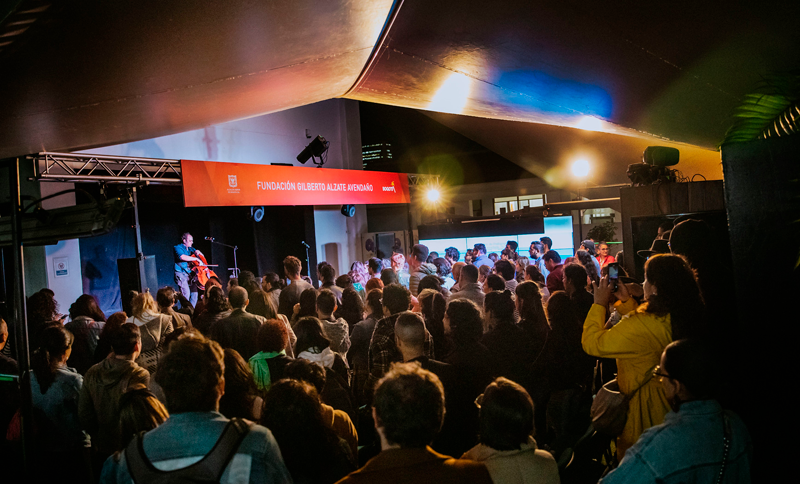 Evento en el muelle de la FUGA