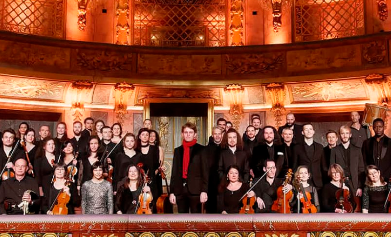 Orquesta Filarmónica en el Julio Mario