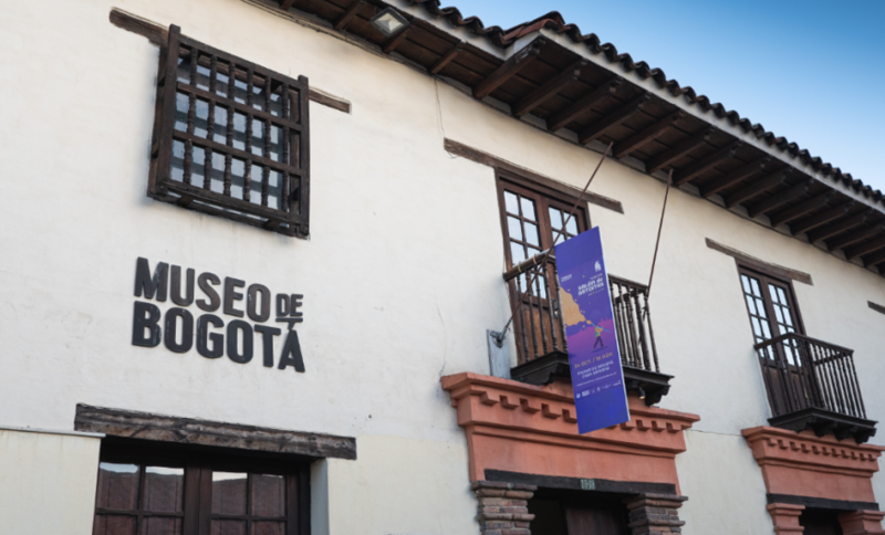 fachada de museo