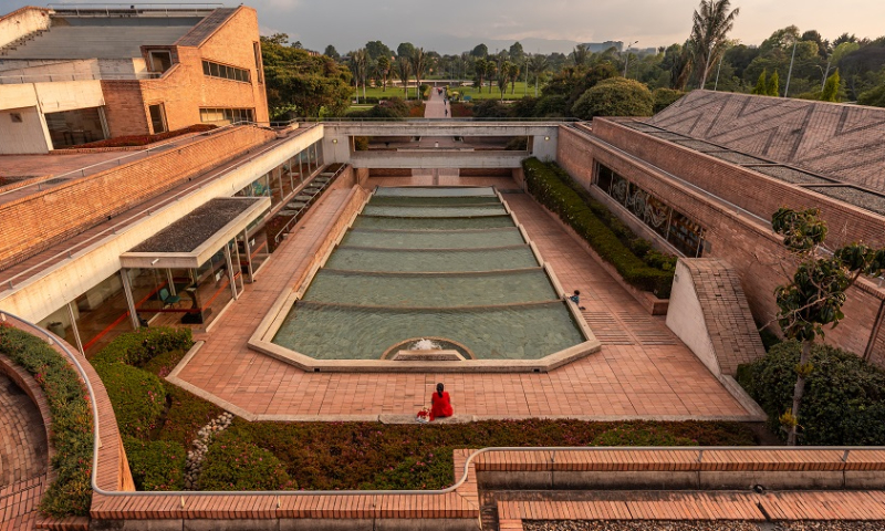 Panorámica de Biblioteca