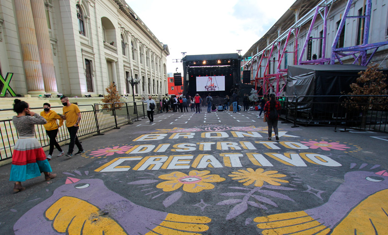 escenerio en el bronx distrito creativo