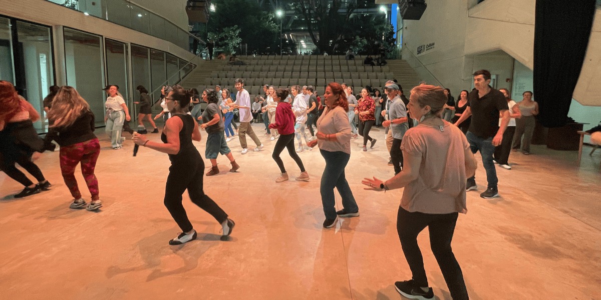 Foto salones de baile.