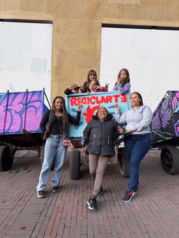 4. Manos al Futuro