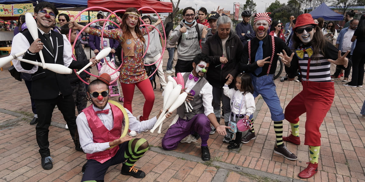 personas en parque