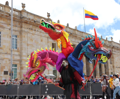 Artista en la plaza de Bolivar