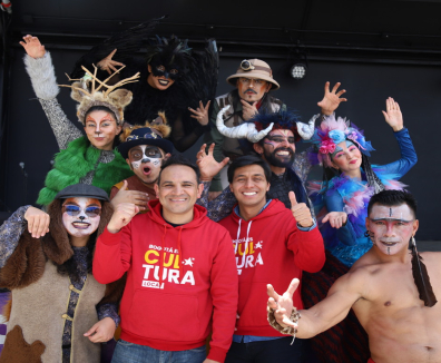 Personas reunidas