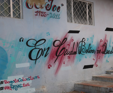 Mural que dice: En Ciudad Bolívar me quedo