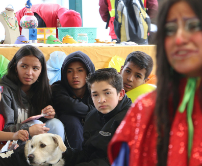 Niños y niñas