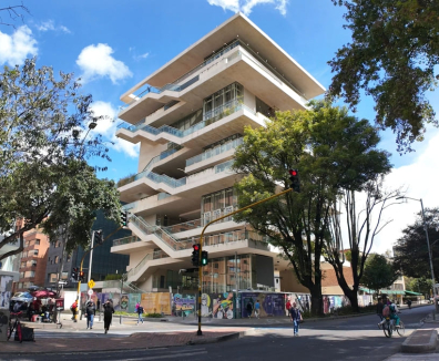 Fachada del nuevo Centro Felicidad Chapinero CEFE