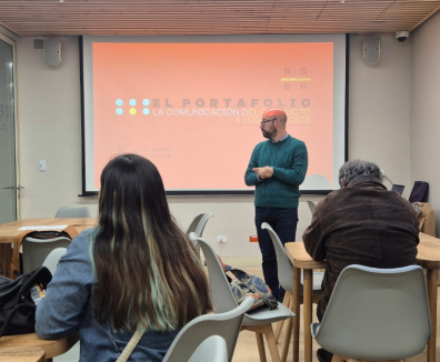 Taller de emprendimientos en el CEFE