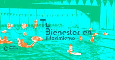 Fotografía intervenida de personas en la piscina del centro felicidad chapinero