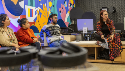 Fotografía de personas en un taller en el estudio estambul