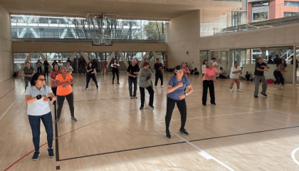 Fotografía de personas realizando actividad física