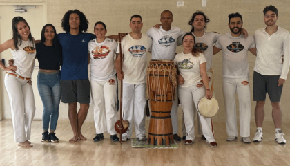 Imagen integrantes del taller de Capoeira.