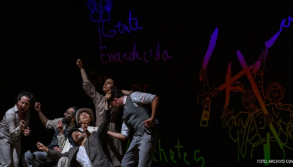 Escena de lengua de señas y danza.