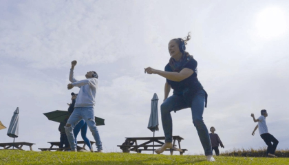 Personas haciendo ejercicio.