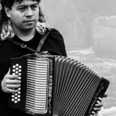 El Conjunto Media Luna llega al Teatro El Parque con su poder musical  