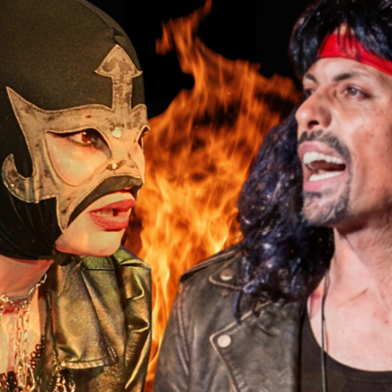dos personas una con mascara de luchador y otra como rockero con fuego detras