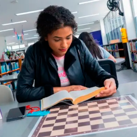 Taller de ajedrez: ¡Pon tu mente en juego!