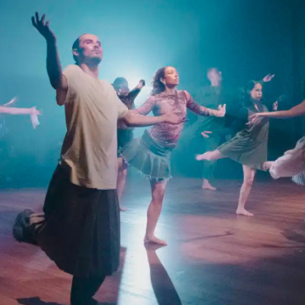 Un radical aquí y ahora