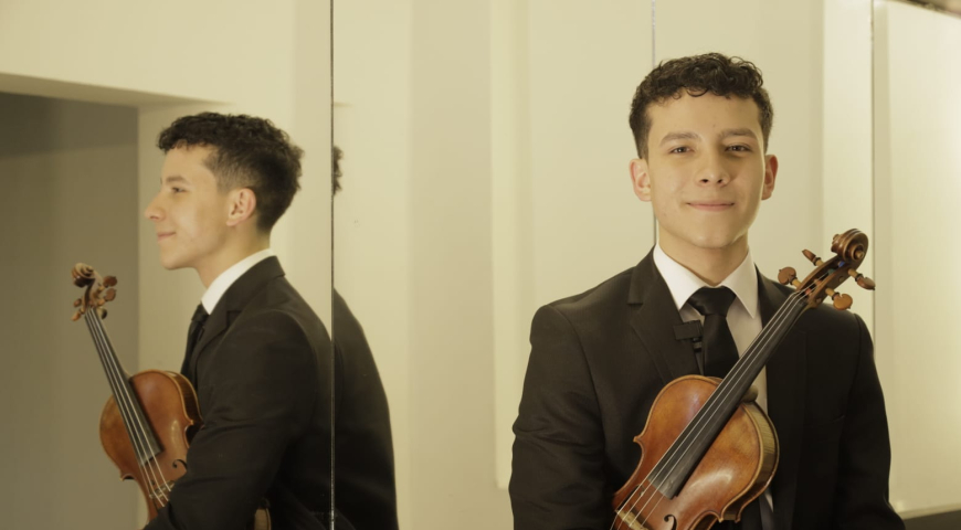 farmacéutico oficial Monarquía Santiago Ávila, el primer violín de la Orquesta Filarmónica Prejuvenil |  Secretaría de Cultura, Recreación y Deporte