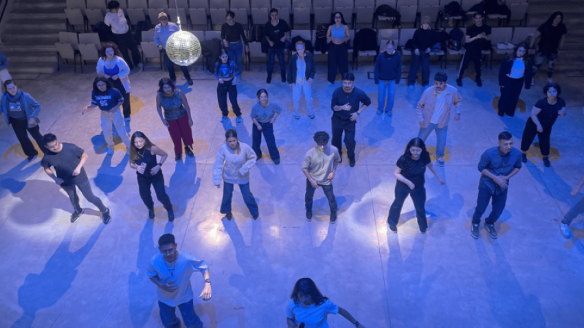 Práctica de salsa y bachata
