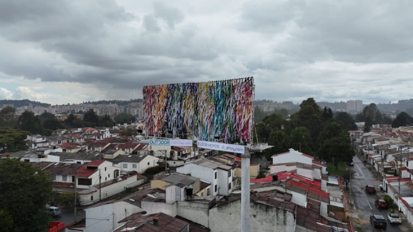 valla en espacio público