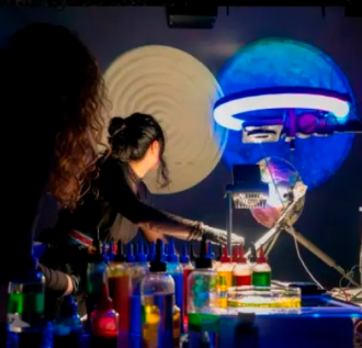 Resonancia Cromática y XFRMR, by Robbie Thomson