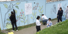 Mural siendo pintado
