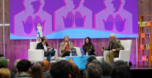 funcionarios presentando libros en FILBO 2026